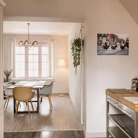 Vakantie-appartement Aan Zee In Hartje * Де-Хаан